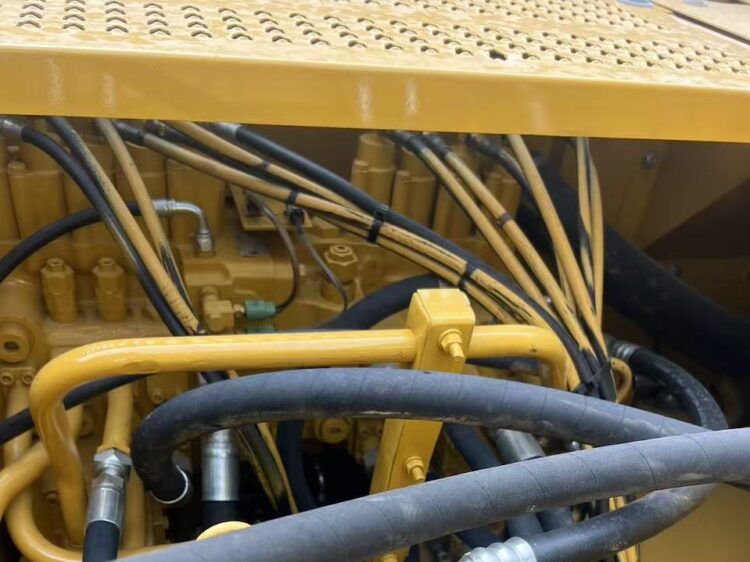 4f126aaa7813a8dcaed5068c2983e83