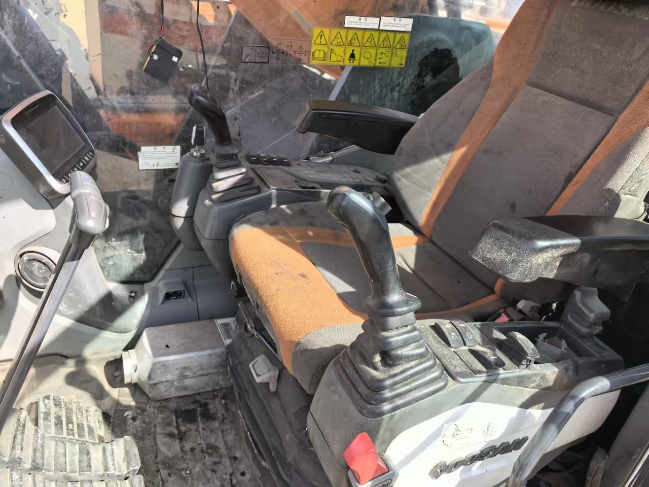 微信图片_20251119112042_338_11